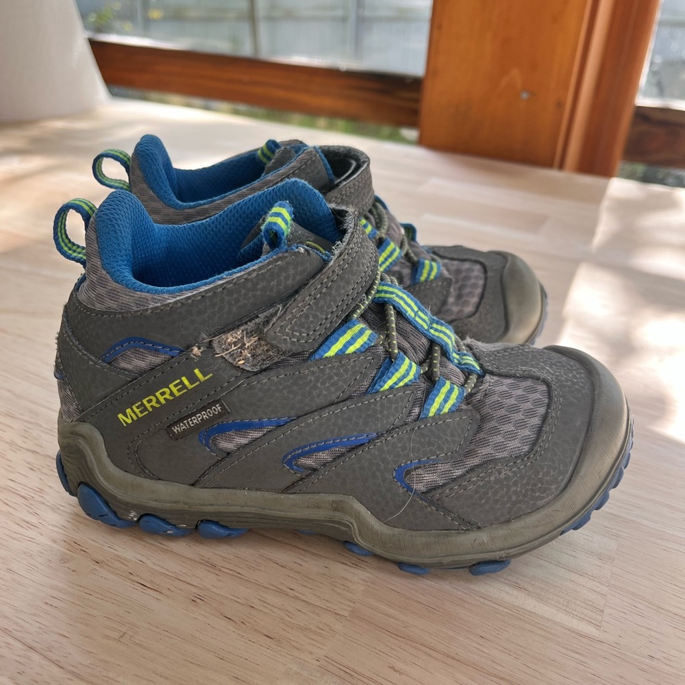 Merrell Kids' Chameleon 7 Hiking Sneakers